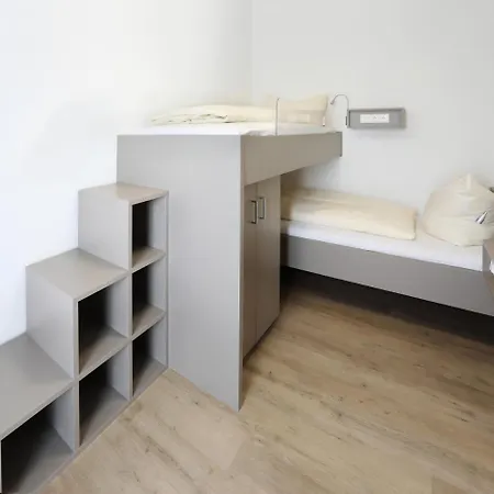 37 Aparthotel 3*