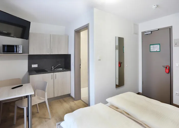37 Aparthotel