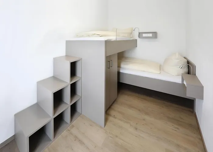 37 Aparthotel 3*
